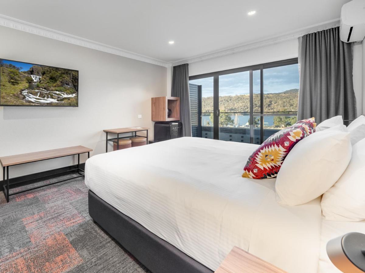 Banjo Paterson Inn Джиндабайн Экстерьер фото
